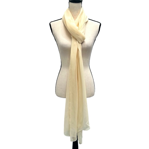 VINTAGE LILLIE RUBIN PALE YELLOW SILK SEMI SHEER RECTANGLE SCARF - Picture 1 of 8